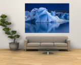 Jokullsarlon Lagoon Containing Icebergs from Breidamerkurjokull Glacier, Austurland, Iceland