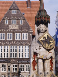 Statue and Architecture of the Main Square, Bremen, Germany.