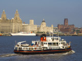 River Mersey Ferry and the Three Graces, Liverpool, Merseyside, England, United Kingdom, Europe
