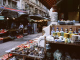 Street Stalls, Upper Lascar Row, Hong Kong Island, Hong Kong, China, Asia