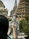 Thai Woman Taking Pictures, Wat Poo, Bangkok, Thailand, Southeast Asia, Asia
