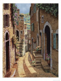 Tuscan Walkway