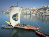 Port Carrying Barcos, Porto, Portugal