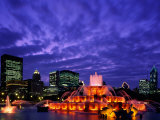 Buckingham Fountain and City Skyline, Chicago, Illinois, USA