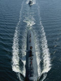Buy A Los Angeles-Class Attack Submarine Cruises into Port at AllPosters.com