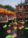 Tea House in Shanghais Yuyuan Garden during Chinese New Year