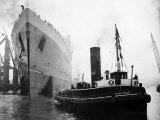 Queen Elizabeth Launch on River Clyde, 1938