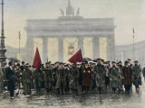 Left Wing Demonstrations That Lead to Ebert Forming the Weimar Republic