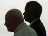 Buy Pope John Paul II and South African President Nelson Mandela at AllPosters.com