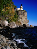 Split Rock Lighthouse on Cliff Overlooking Lake Superior, Split Rock State Park, USA