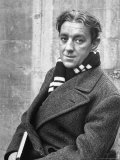 Buy Actor Alec Guinness Sporting Natural Looking Toupee, Holding Script at Movie Studio at AllPosters.com