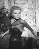 Anne Baxter