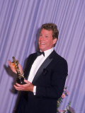 Ryan O'Neal Holding Academy Award