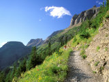 Highline Trail Traverses Under the Garden Wall, Glacier National Park, Montana, USA