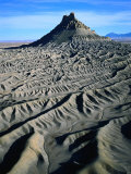 Buy Factory Butte Near Hanksville, Utah, USA at AllPosters.com