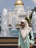Muslim Woman with Mosque in Background, Omar Ali Saifuddien Mosque, Brunei Darussalam, Brunei