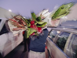 As Day Dawns, a Buyer Shoulders Exotic Fare at the San Francisco Flower Mart