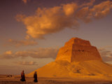 Pyramid of King Sneferu, Meidum, Old Kingdom, Egypt
