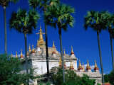 Manuha Paya in Myinkaba Village, Bagan, Mandalay, Myanmar (Burma)