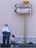 Typical Painted Wall Sign Pointing You in the Direction of the Next Section of the Champagne Route