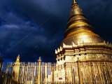 Buy Phra That Hariphunchai at AllPosters.com