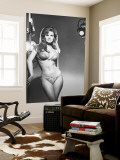 Buy Raquel Welch at AllPosters.com