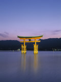 Tori, Miyajima, Honshu, Japan