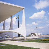 Buy Palacio Do Planalto in Foreground, Brasilia, UNESCO World Heritage Site, Brazil, South America at AllPosters.com