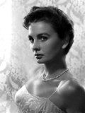 Buy Portrait of Jean Simmons at AllPosters.com