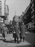 Buy Two Irish Cops Standing on Washington Streeet at AllPosters.com