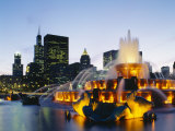Fountain in a City Lit Up at Night, Buckingham Fountain, Chicago, Illinois, USA