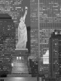 NY - Towers and Statue