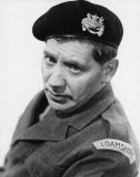 Alfie Bass