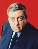 Raymond Burr