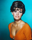 Buy Raquel Welch at AllPosters.com