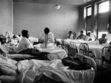 Buy African Americn Ward in the Basement of a Chicago Hospital at AllPosters.com