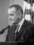 Buy President Lyndon B. Johnson at Press Conference at AllPosters.com