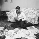 Hockey Great: Jean Beliveau Sorting News Articles About His Hockey Career
