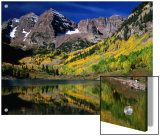Maroon Bells Scenic Area in White River National Forest, Rocky Mountain National Park, USA