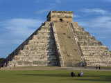 El Castillo, Pyramid Dedicated to the God Kukulcan, Chichen Itza, Yucatan, Mexico
