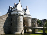Ramparts of the Chateau Des Ducs De Bretagne, Nantes, Brittany, France, Europe