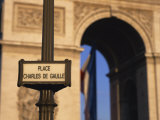 Place Charles De Gaulle Street Sign and the Arc De Triomphe, Paris, France, Europe