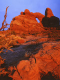 Turret Arch at sunset, Arches National Park, Utah, USA