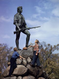 This Statue Memorializes the Minute Men of the American Revolution