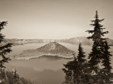 Oregon, Crater Lake National Park, Crater Lake and Wizard Island, USA