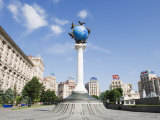 Satue of a Blue Globe with Doves of Peace, Maidan Nezalezhnosti