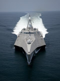 The Littoral Combat Ship Independence Underway During Builder's Trials in the Gulf of Mexico