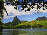 Opunohu Bay and Mount Mauaroa, Moorea, French Polynesia, South Pacific Ocean, Pacific