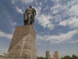 Statue of Timur on the Big Square, Shakhrisyabz, Uzbekistan, Central Asia
