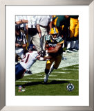Robert Ferguson  '04/'05 running action &copy;Photofile